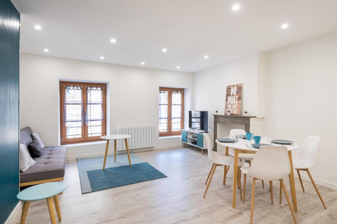 Appartement Netflix Centre De Vienne Pres De Lyon Luaran gambar